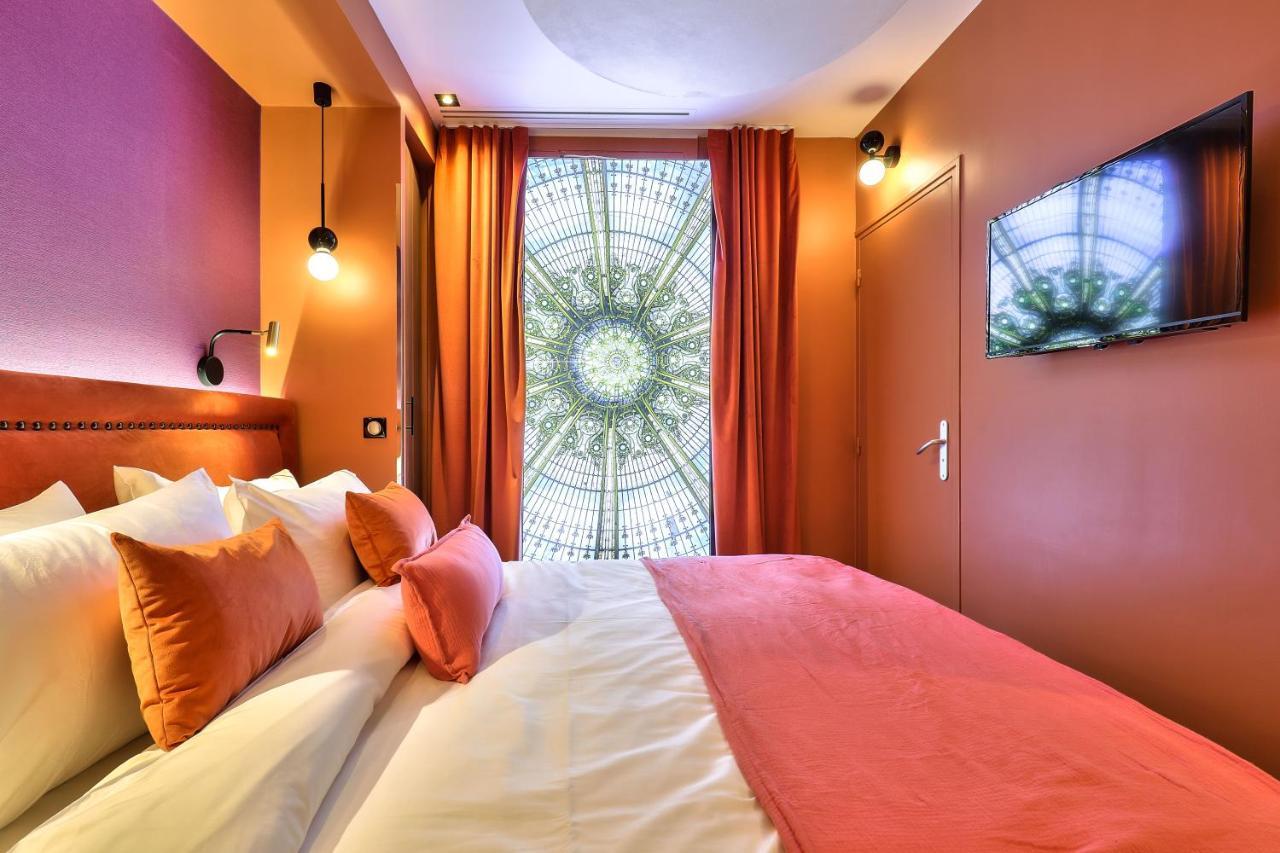 Hotel 33 Marbeuf Parijs Buitenkant foto