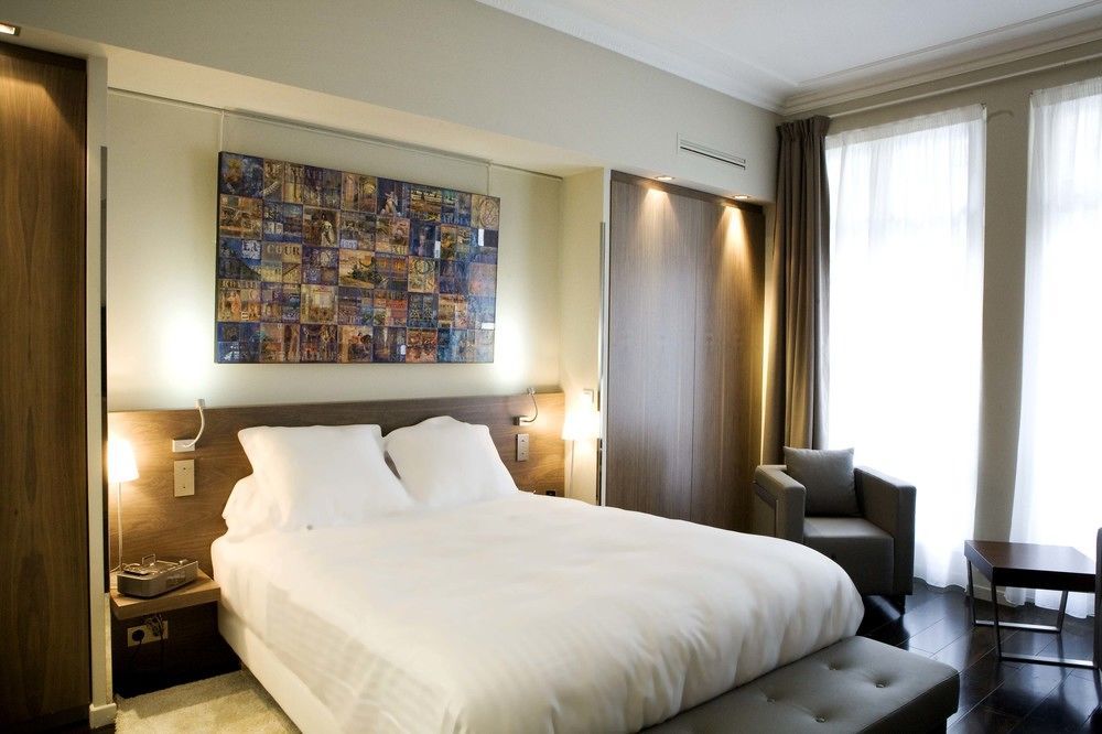 Hotel 33 Marbeuf Parijs Buitenkant foto